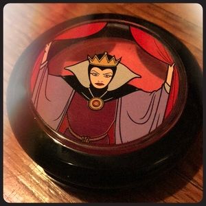 MAC Disney Venomous Villains Bite of Apple Blush